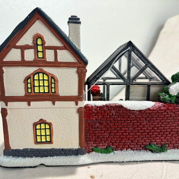 Carole Towne Collection Hull Plant Shop LED Holiday...